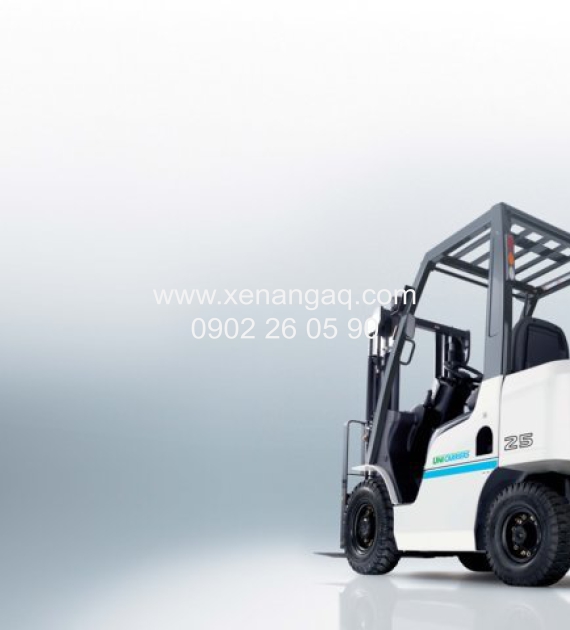 XE NÂNG DẦU 2,5 TẤN UNICARRIERS